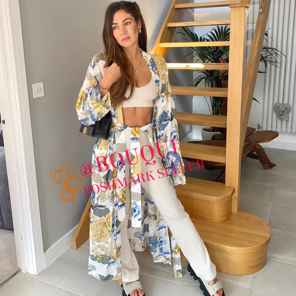 BLOGGER FAV ZARA FLORAL PRINTED BELTED KIMONO